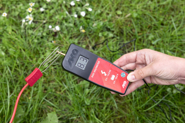 Testing the electric connector