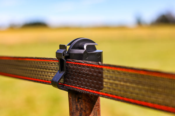 Steel Y Post Top Insulator – UV Stabilised (Fits up to 40mm Tape)