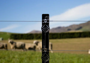 Wooden battens vs. plastic battens